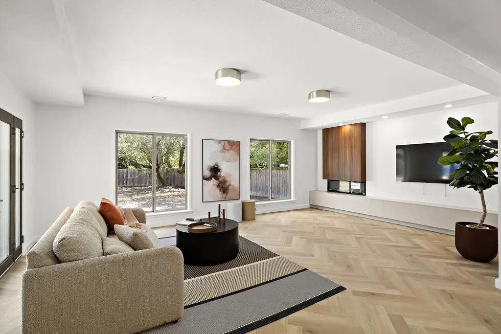 4014 Greystone Drive, Austin