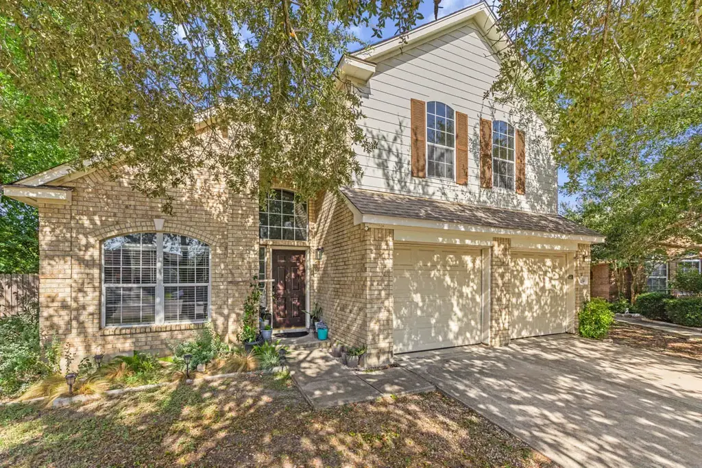 2114 Hidden Meadow Street, New Braunfels
