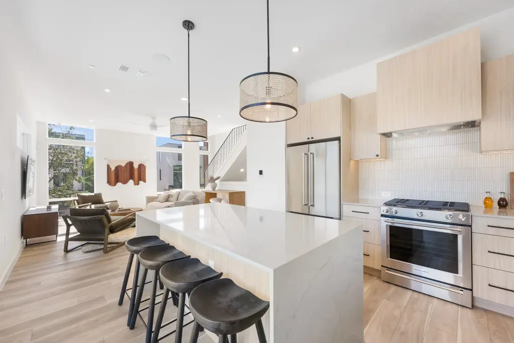 10805 Desert Trail 1024, Austin