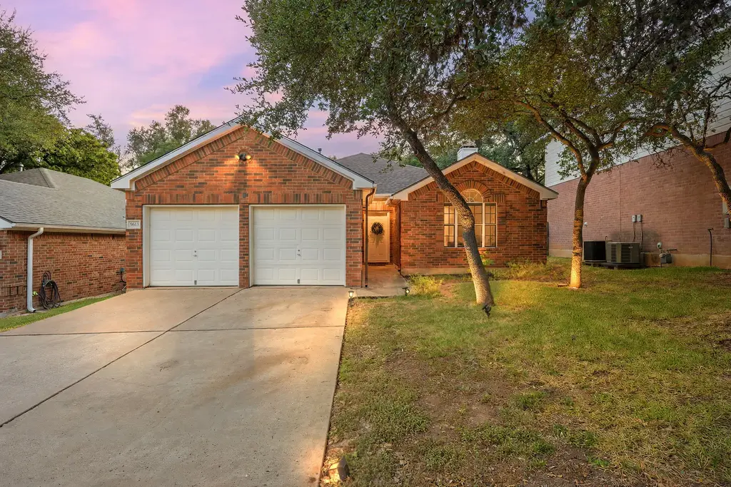 5613 Lomita Verde Circle, Austin
