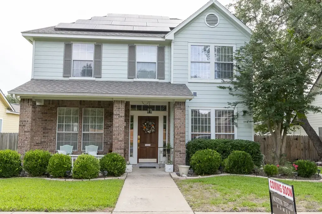 232 Village Commons Boulevard, Georgetown