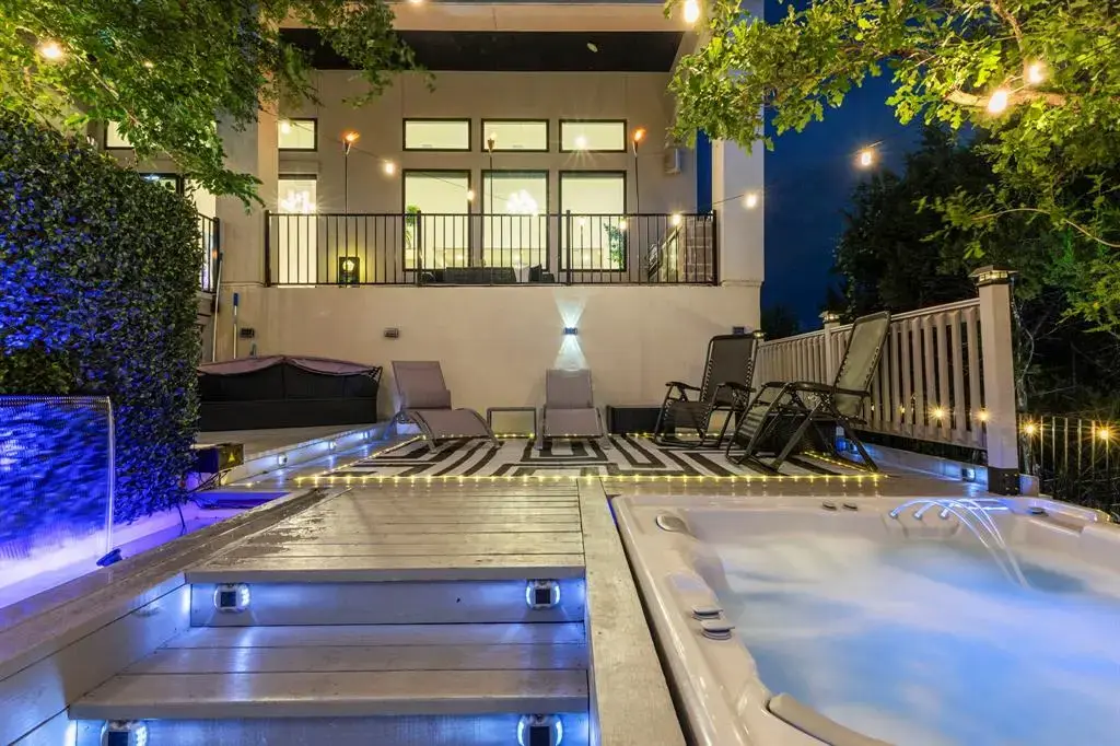 321 Cumberland Cove, Georgetown