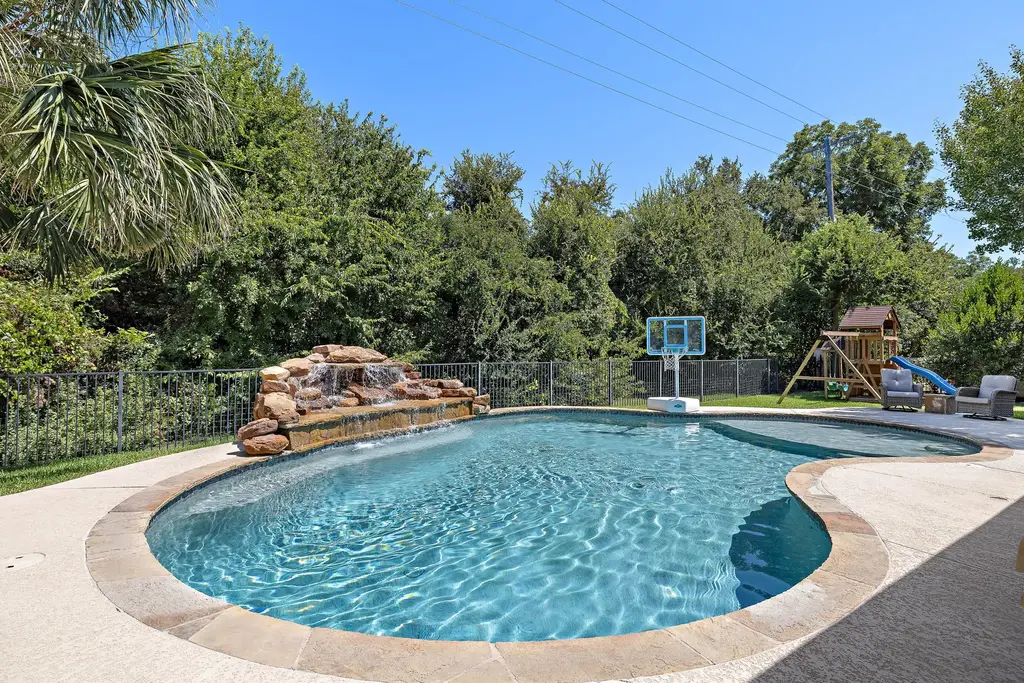 1515 Pinehurst Lane, Round Rock