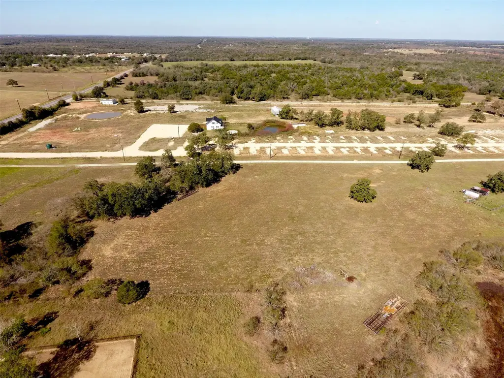 Fm 812 Road, Cedar Creek