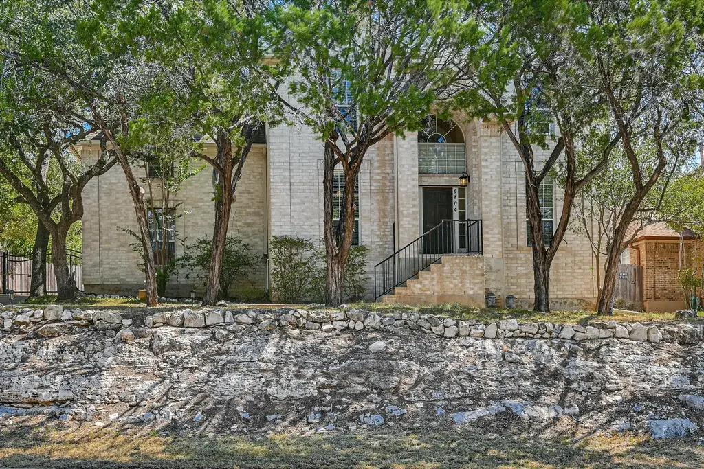 6804 Rain Creek Parkway, Austin