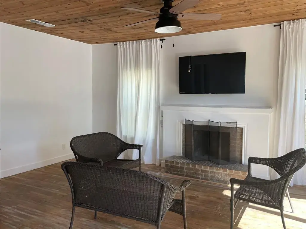 1233 Delano Street, Austin