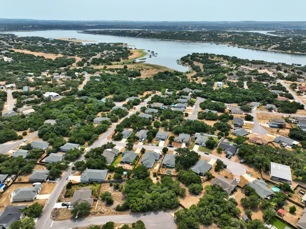 2303 Whitney Cove, Lago Vista