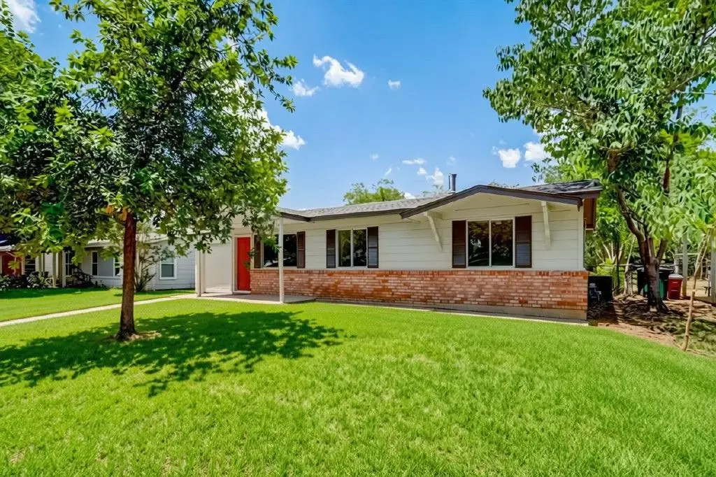 4908 Gladeview Drive, Austin