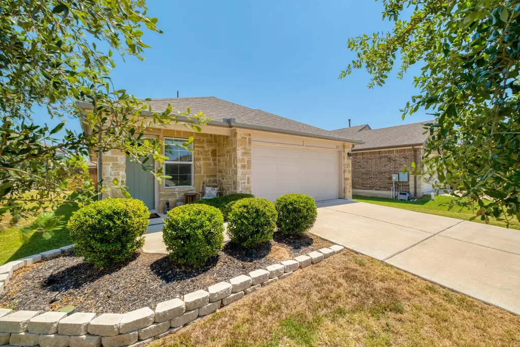 223 Tributary Way, Bastrop