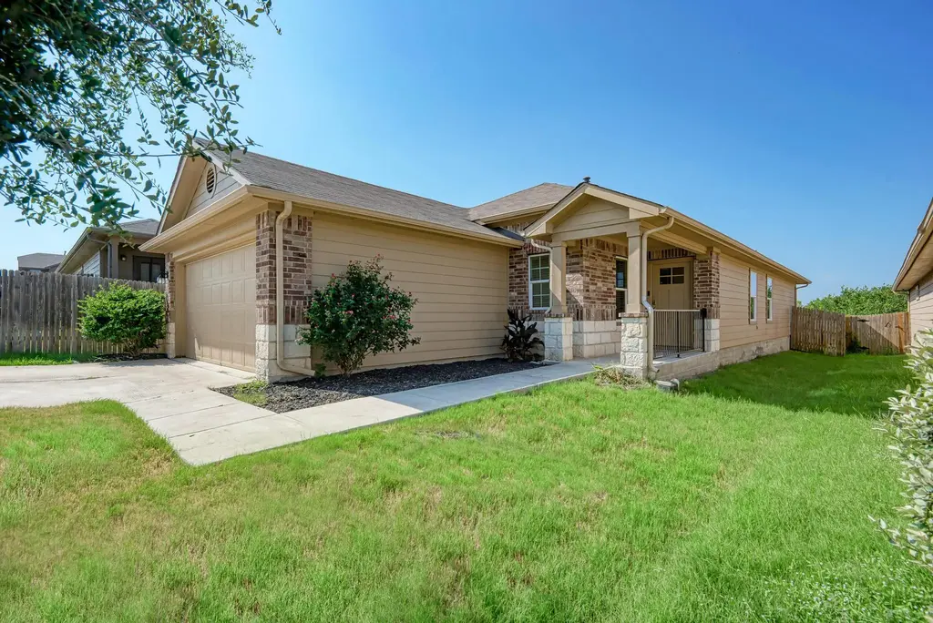 3109 Crystal Bend Drive, Pflugerville