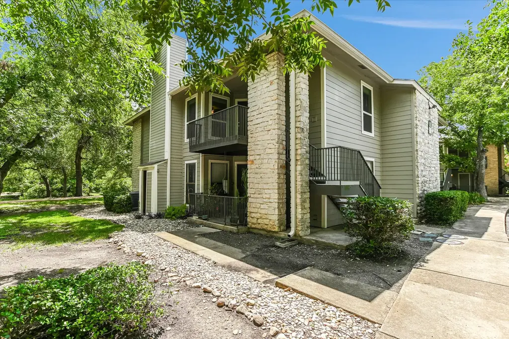 10616 Mellow Meadows Drive 18b, Austin