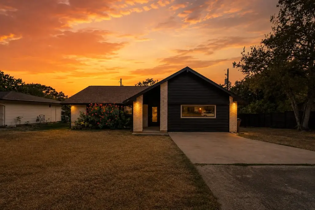 7304 Hartnell Drive, Austin