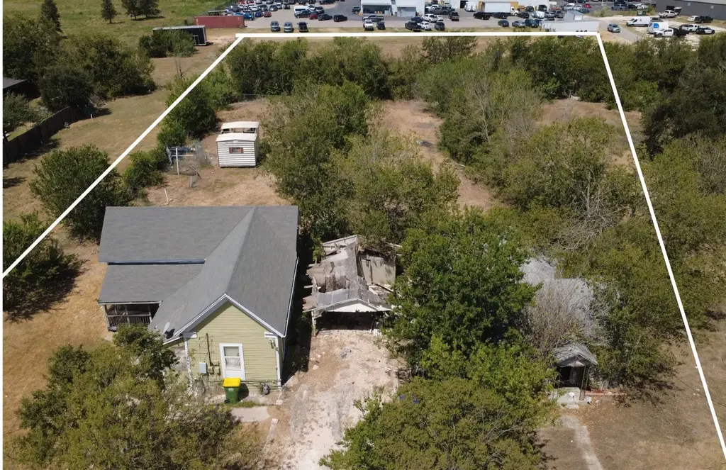 701 N Bastrop Street, Manor