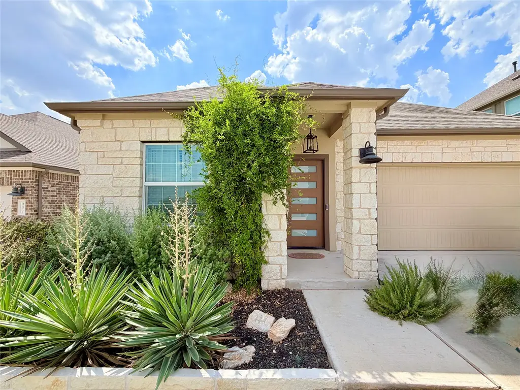 928 Legends Lane, Georgetown