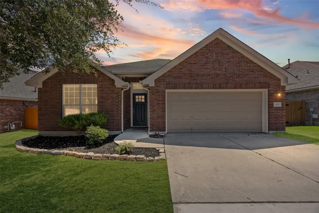3701 Pine Needle Circle, Round Rock