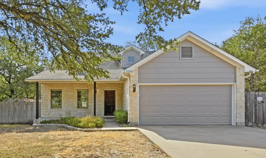 22407 Briarcliff Drive, Spicewood