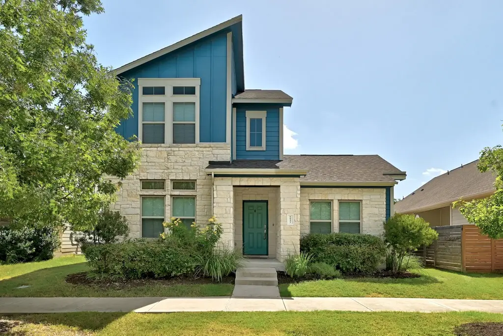 8821 Cattle Baron Path, Austin