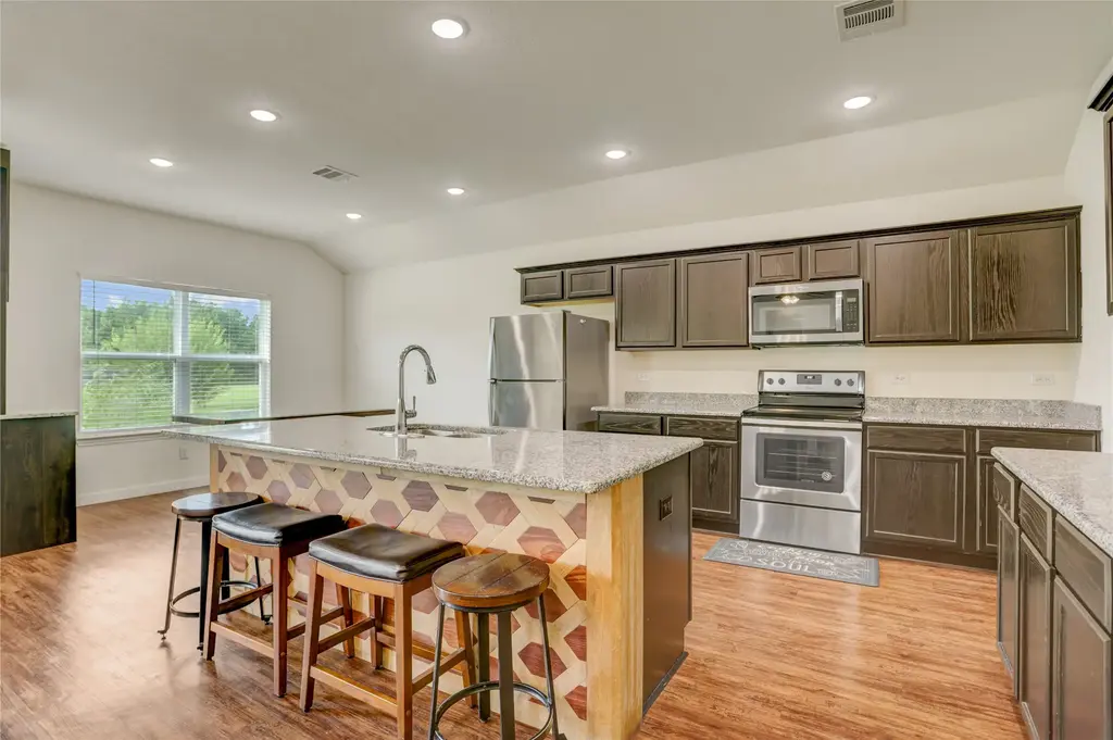 503 Road 5138 Road, Cleveland