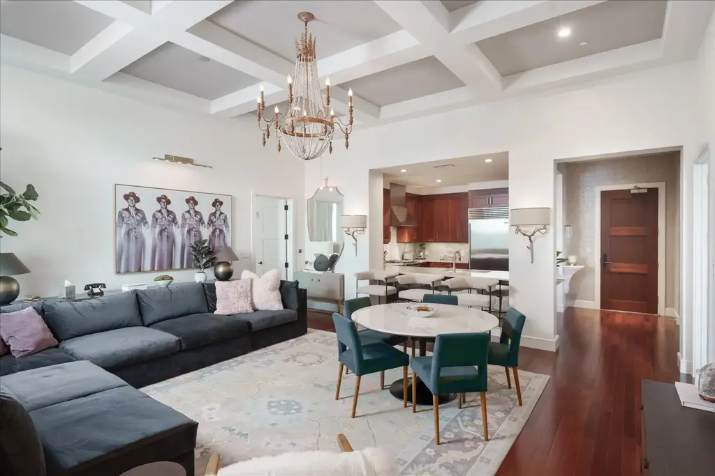 98 San Jacinto Boulevard 1305, Austin