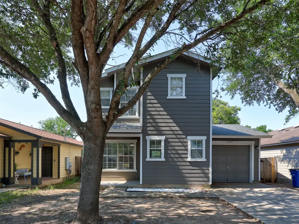 13421 Alysheba Drive, Del Valle