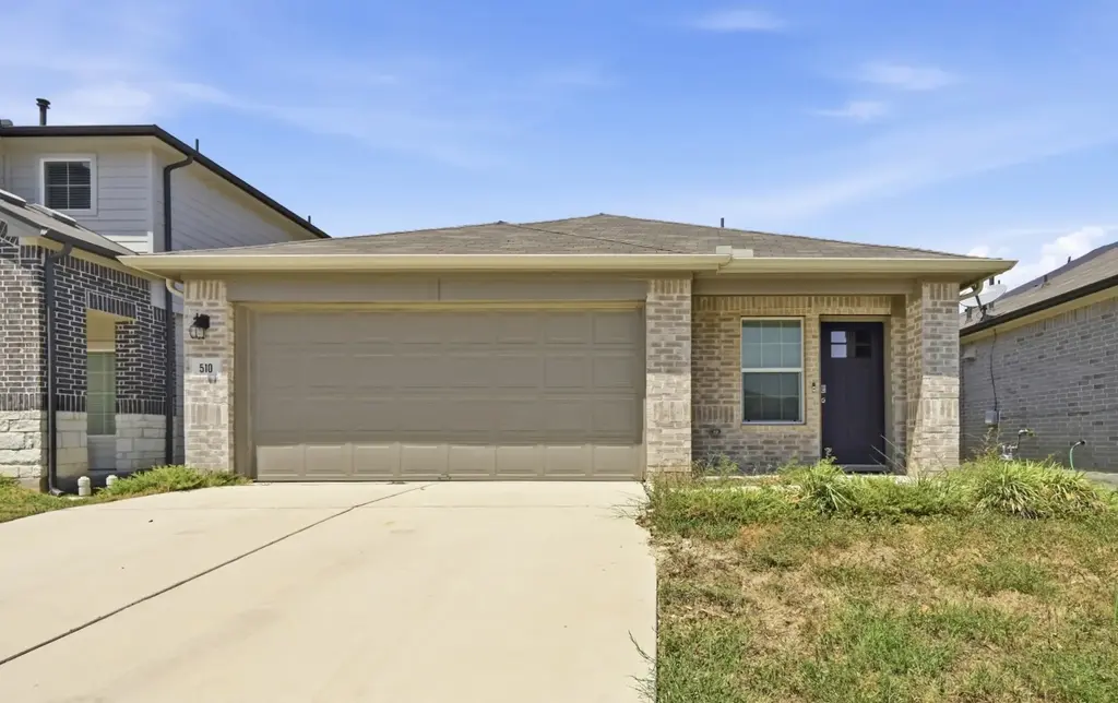 510 Apache Plum Drive, Kyle