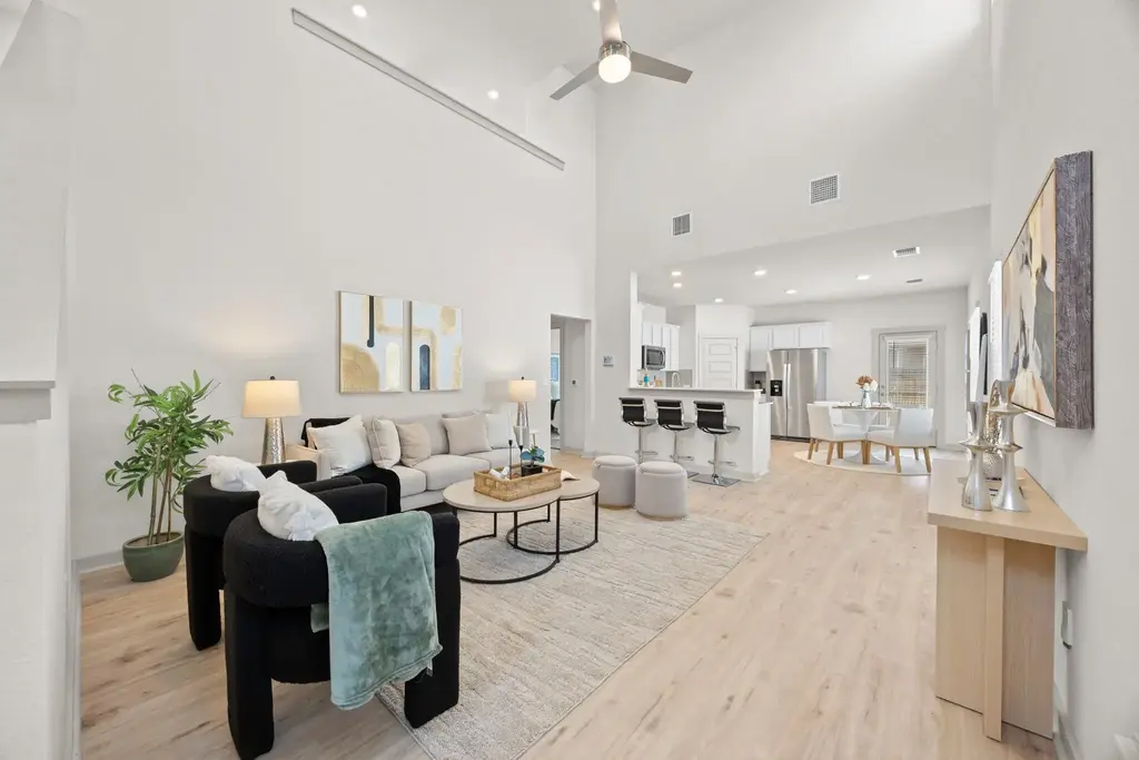 2125 Ettalee Court, Austin