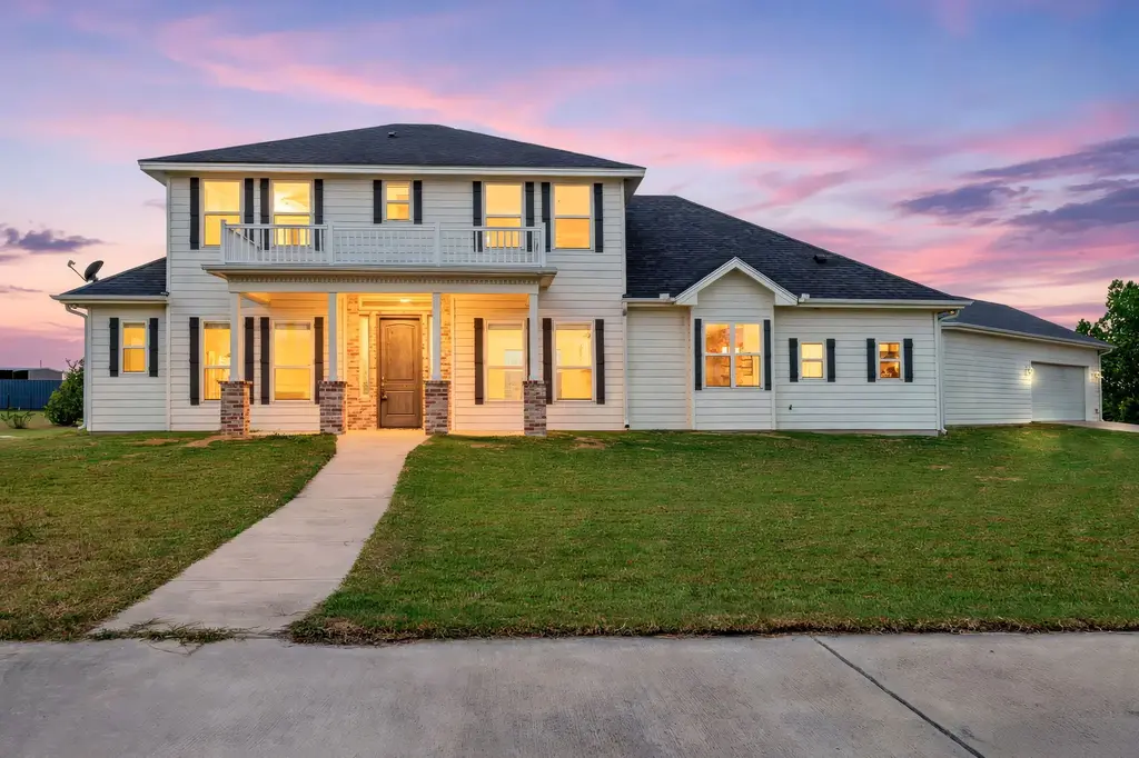 10160 Wallace Road, Holland