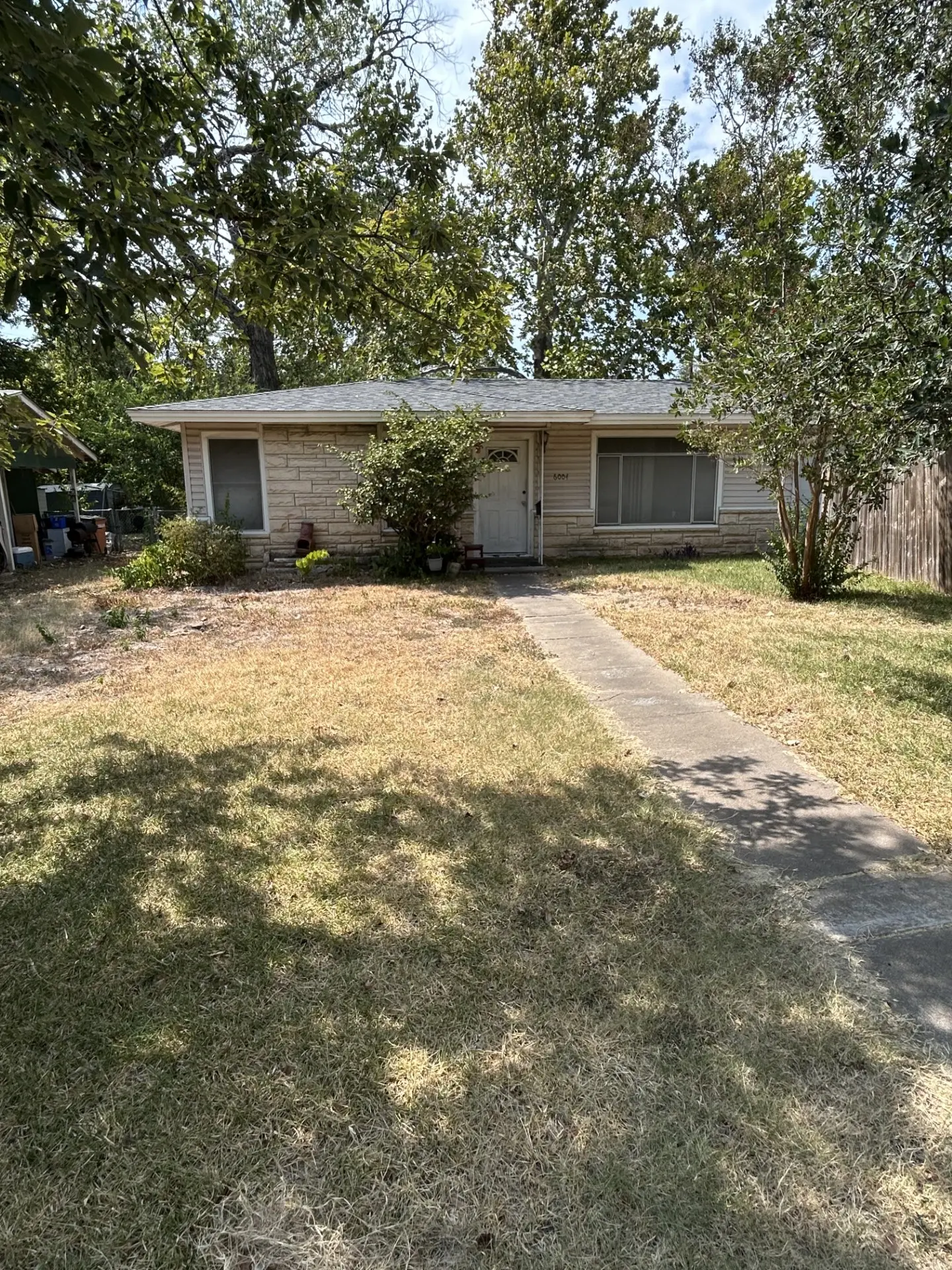 Photo of Listing #5686977