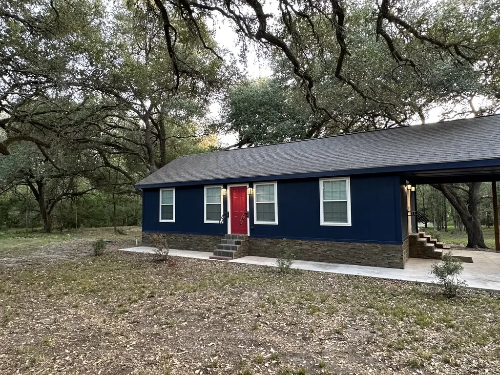 4900 Krischke Road, Schulenburg