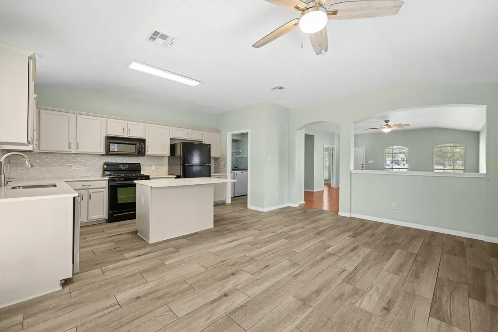 3233 Winding River Trail, Round Rock