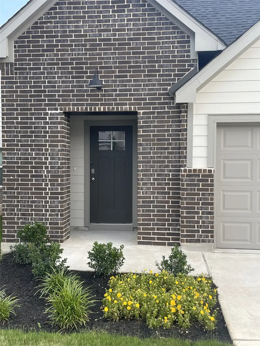 185 Grey Slate Avenue, Marble Falls