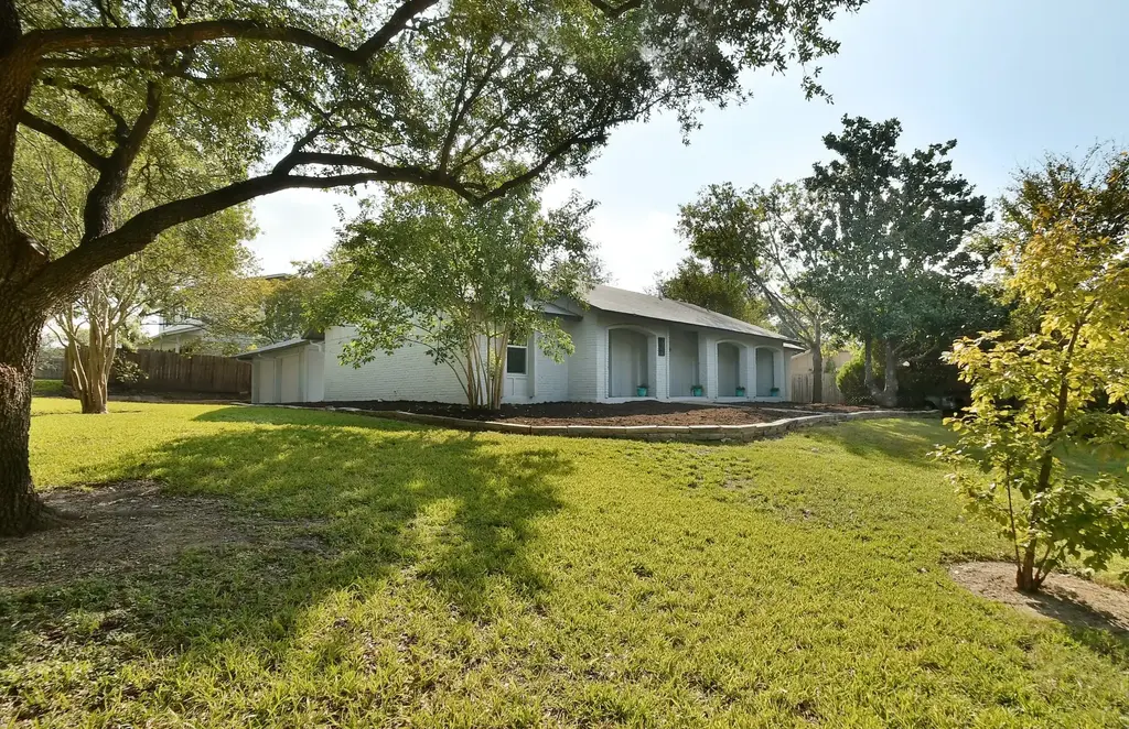7204 Hartnell Drive, Austin