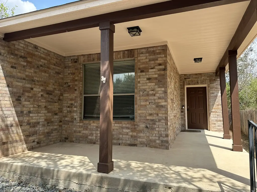 4507 Peach Grove Road, Austin