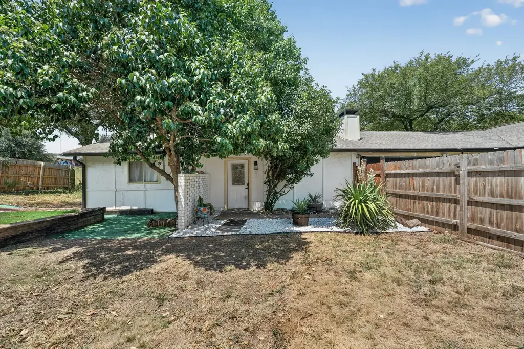 1628 Royal Hill Drive, Austin