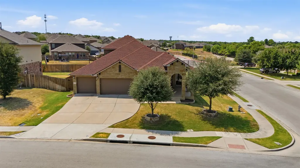 528 Tula Trail, Leander