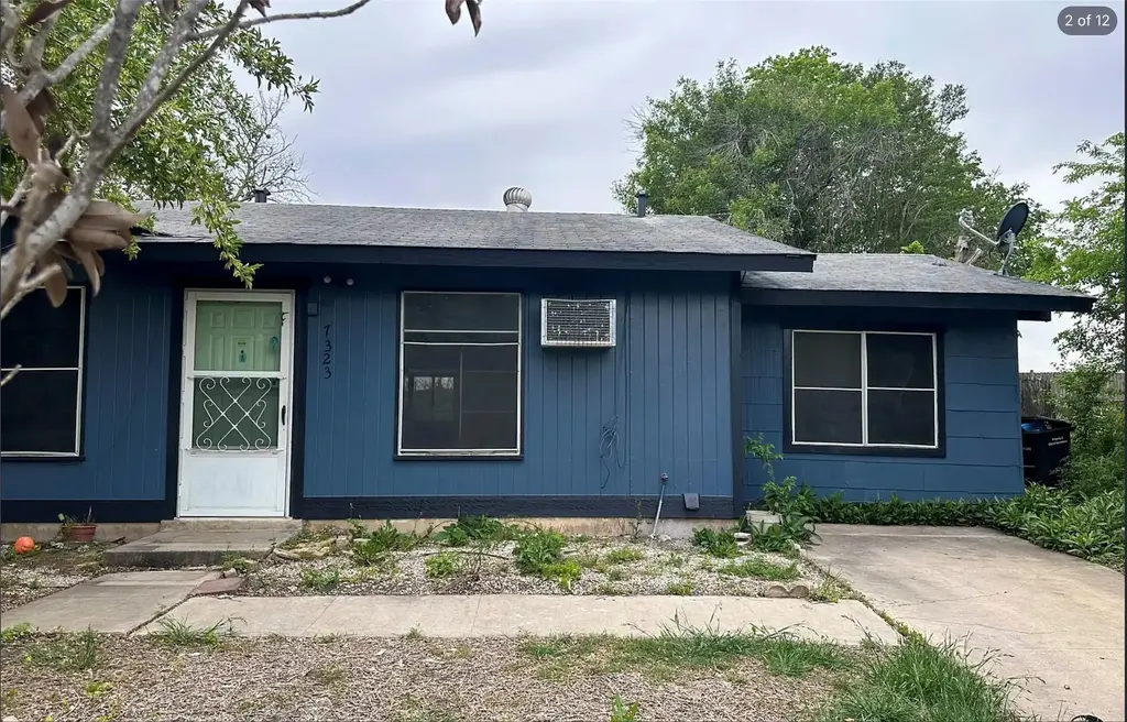 7323 Walnut Valley Drive, San Antonio