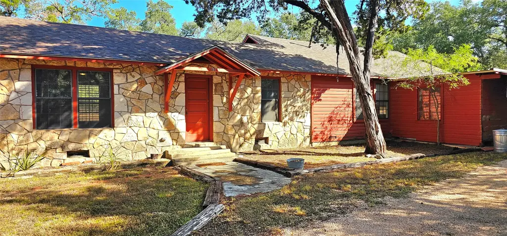 151 Loma Vista, Wimberley