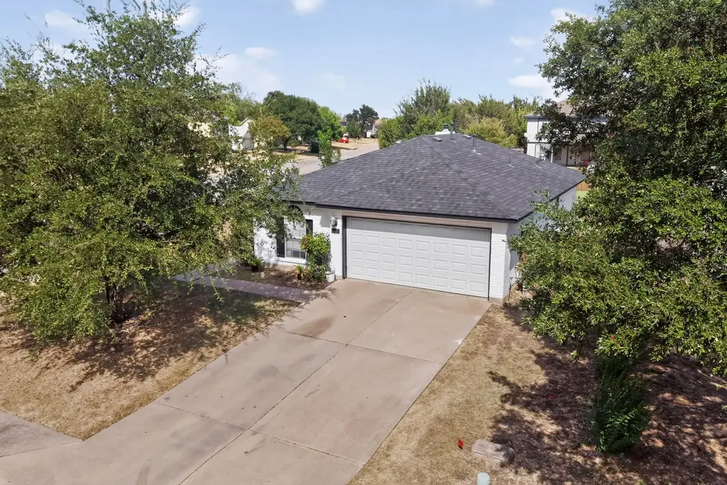 1601 Rusty Nail Loop, Round Rock