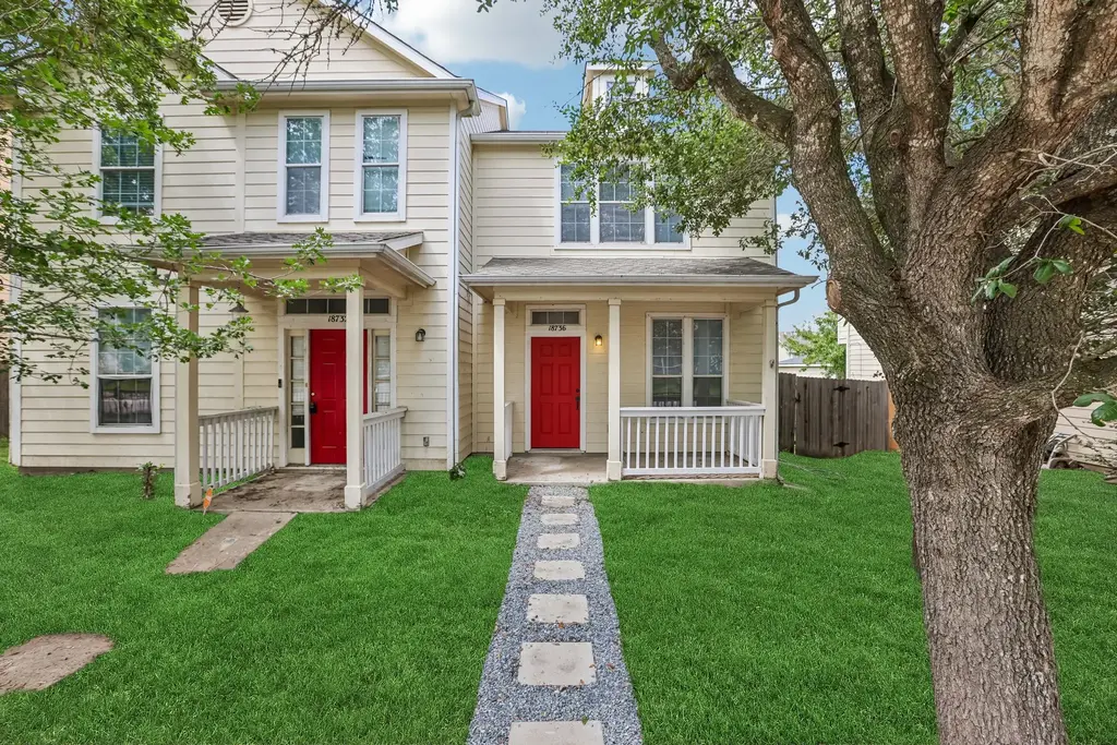 18736 Imperial Eagle Lane, Elgin