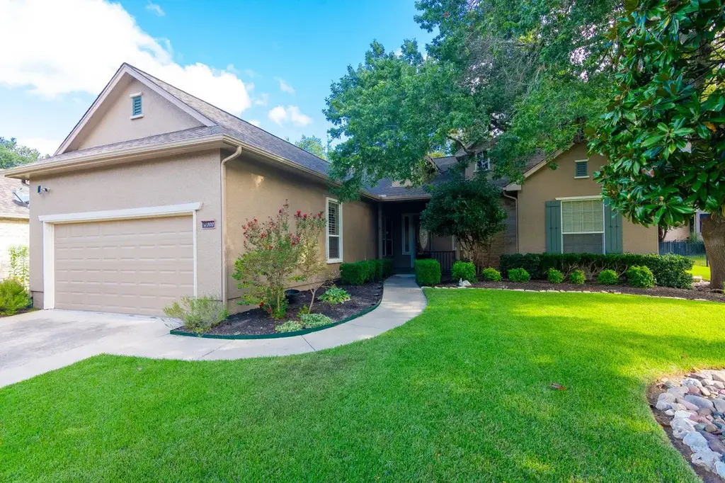 102 Harness Lane, Georgetown