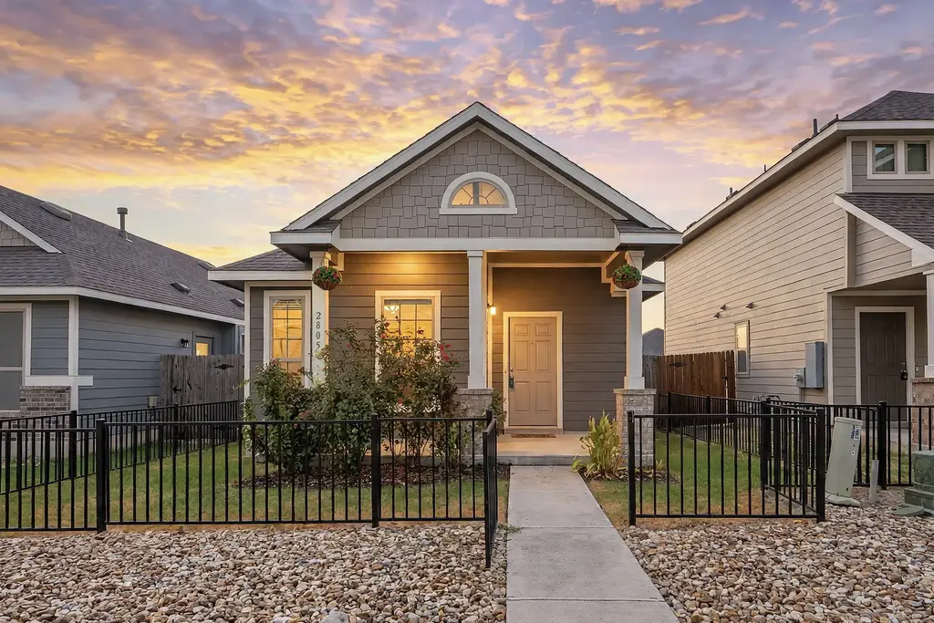 2805 Seneca Path 31, Leander