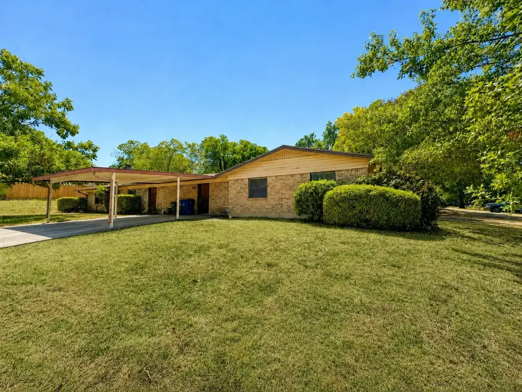 601 E Covington Drive A & B, Austin