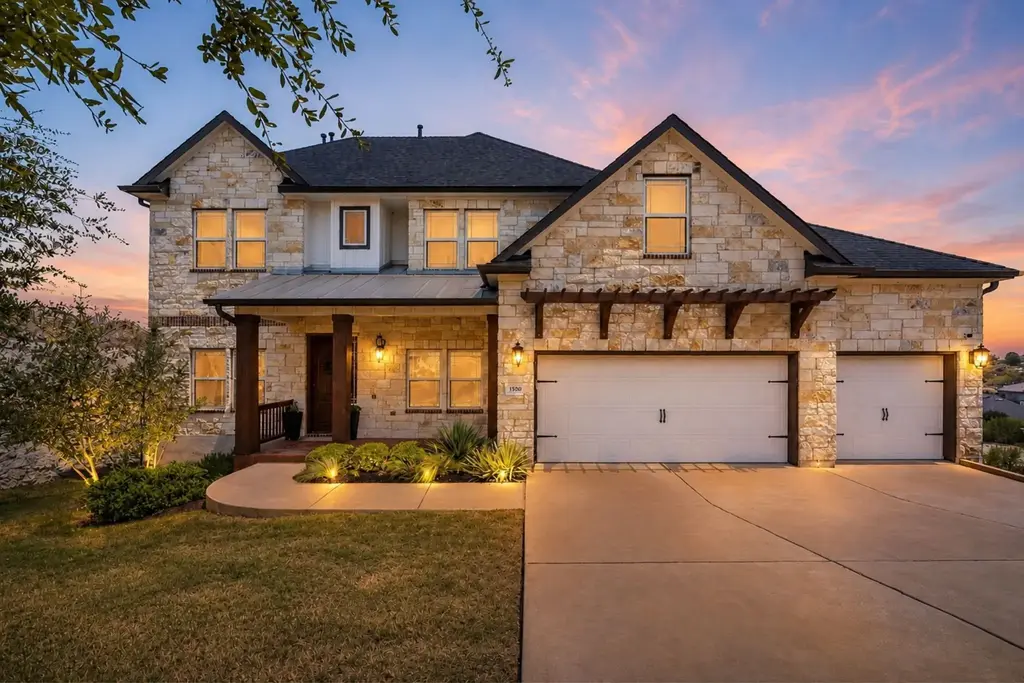 1500 Chalk Bluff Court, Leander