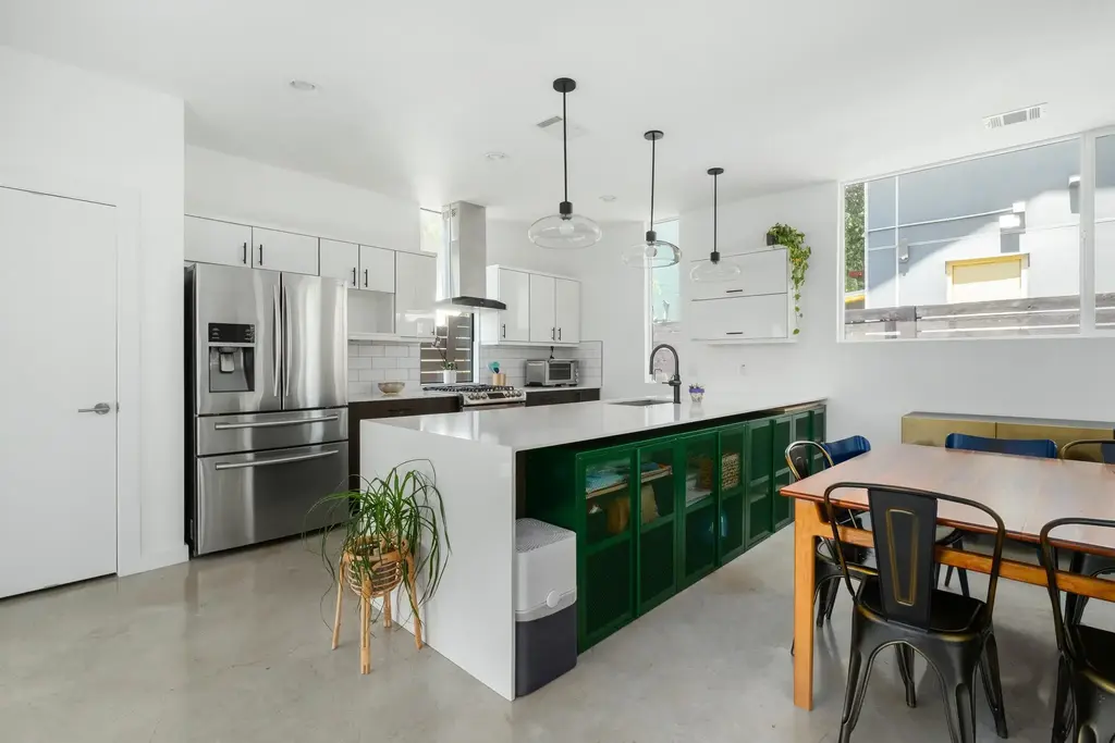 1606 Salina Street, Austin