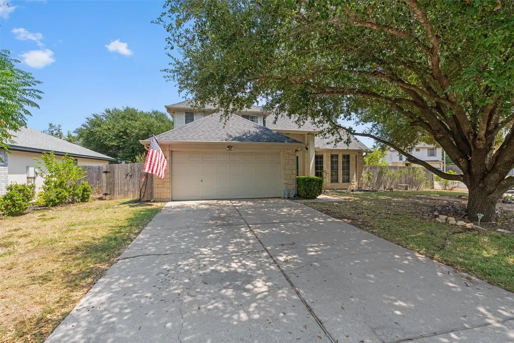 112 Dogwood Drive, Georgetown