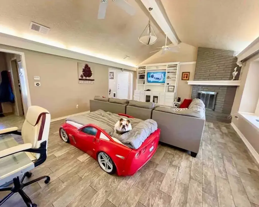 13106 Villa Park Drive, Austin