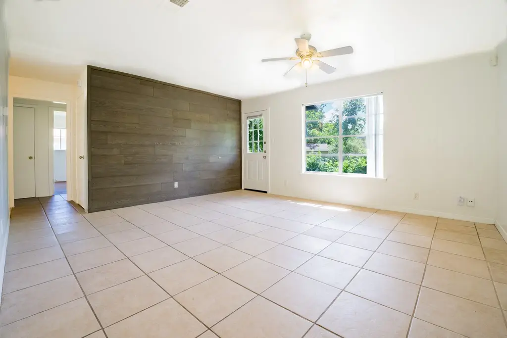 8204 Easter Cove, Austin
