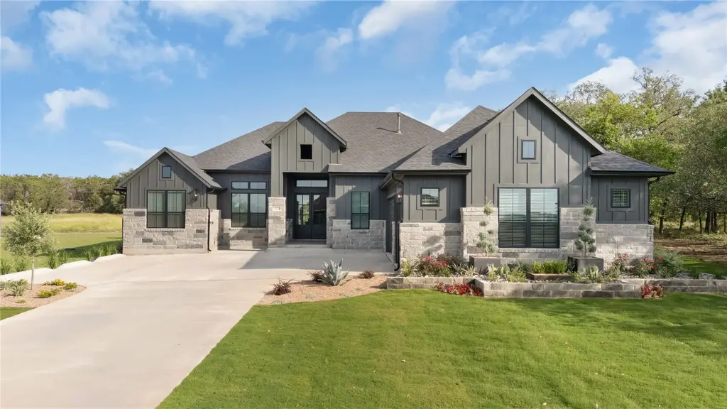 1113 Doelling Drive, Florence