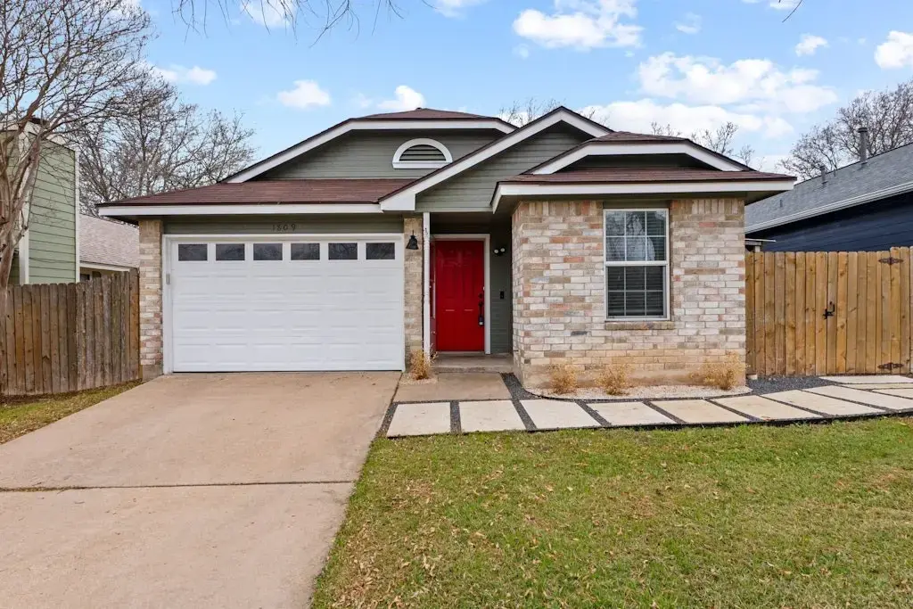1809 Golden Pheasant Drive, Austin
