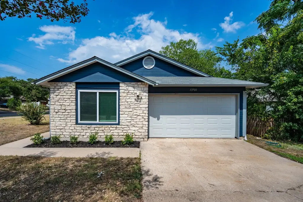 12700 La Salle Drive, Austin
